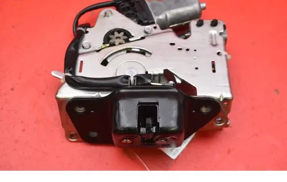 Jeep Grand Cherokee Tailgate/trunk/boot lock/catch/latch 