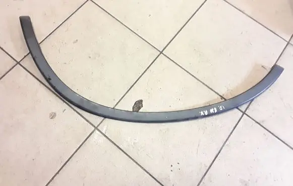 Honda CR-V Front arch trim 74165SWWA001
