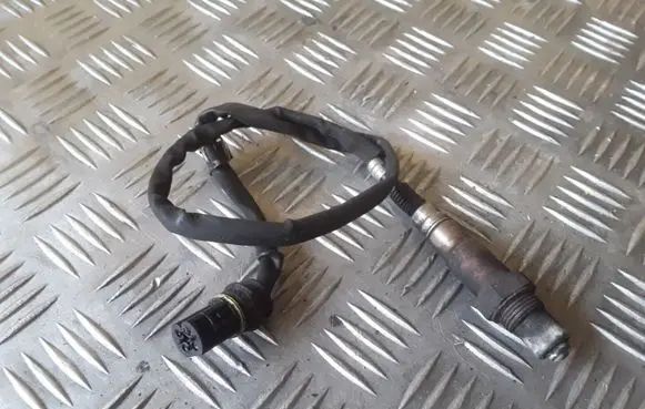 Mercedes-Benz C AMG W203 Lambda probe sensor 0025400617 0258006475 0258006476