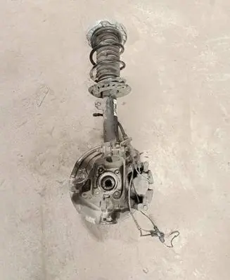BMW 1 F40 Front wheel hub 6876646 6899672