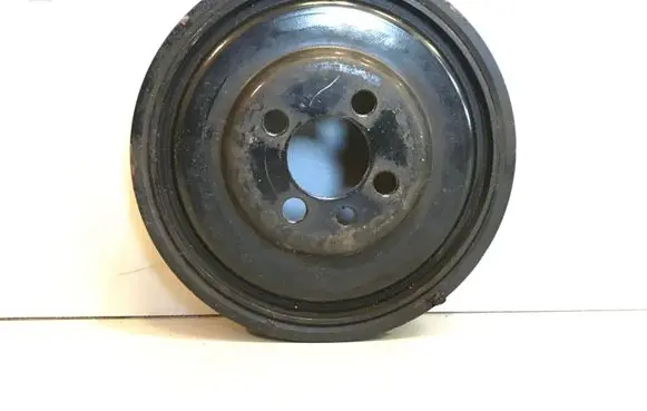 Volkswagen Golf VII Crankshaft pulley 03G105243