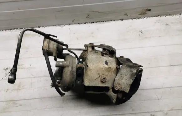 Mitsubishi Pajero Turbo 4937703013 F075009