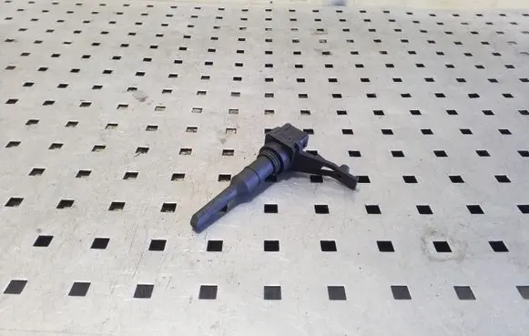 Audi 80 90 S2 B4 Speed sensor (speedometer sensor) 012409191D