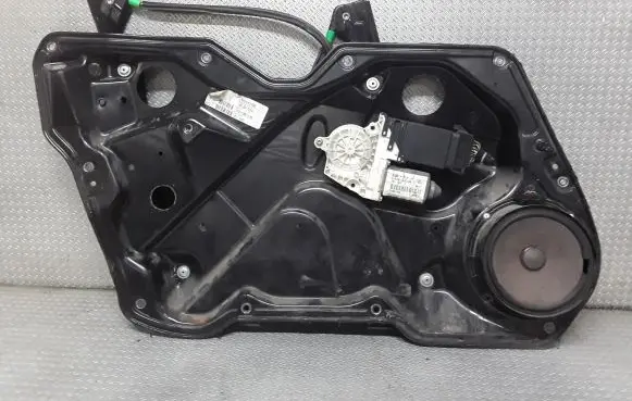 Seat Toledo II (1M) Front door window regulator with motor 1M1837729H