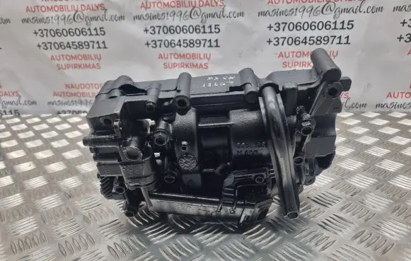 Volkswagen PASSAT B6 Oil pump balance shaft 03L103537 03G115105G
