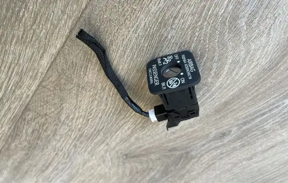 Lexus UX Other devices PA6GF15
