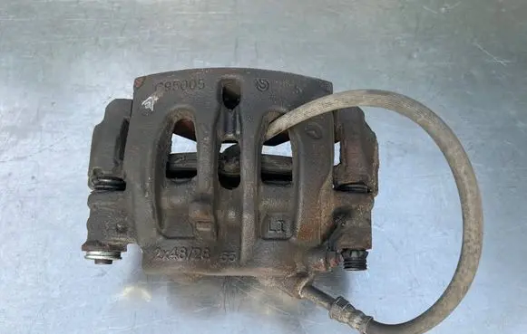 Mercedes-Benz Sprinter W907 W910 Front brake caliper C95005