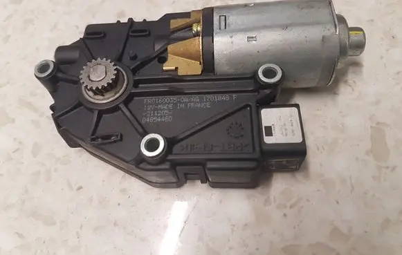 Hyundai Tucson LM Sunroof motor/actuator 1710004A