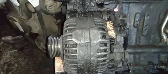 Citroen C4 Grand Picasso Generator/alternator 0124525035