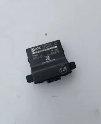 Volkswagen PASSAT B7 Gateway control module 3C0907530C 402063 3C0907951A