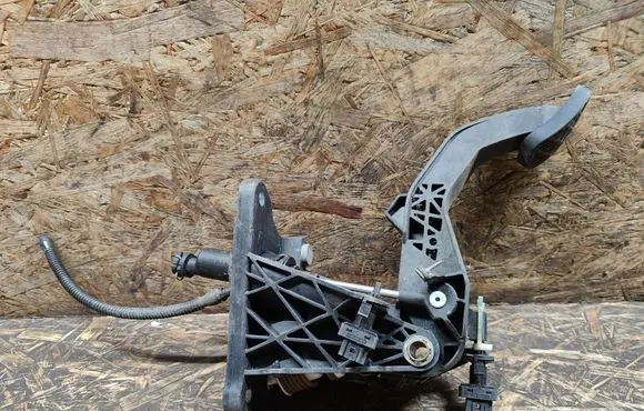 Clutch pedal