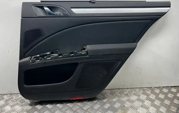 Skoda Superb B6 (3T) Rear door card panel trim 3T5867212 320010113196140 3T9867210