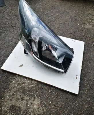Opel Vivaro Headlight/headlamp 93867948 1EE01156502