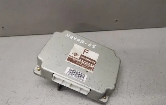 Nissan Navara D40 Gearbox control unit/module 33084EA30A