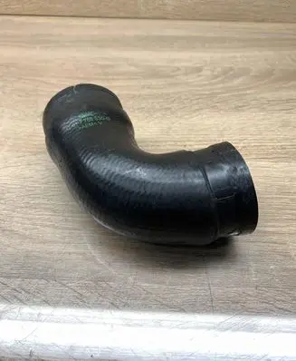 BMW 5 E39 Intercooler hose/pipe 7786530B