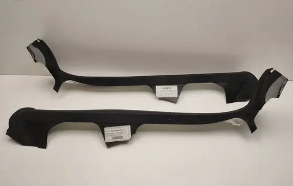Mercedes-Benz E W211 (D)pillar trim (top) A2116900126
