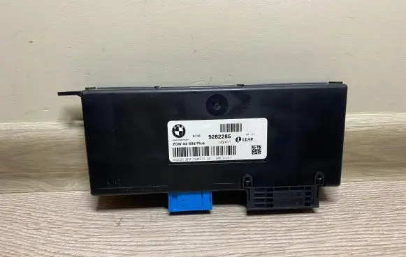 BMW X3 F25 Gateway control module 9282285 61359282285 5B5DFC7