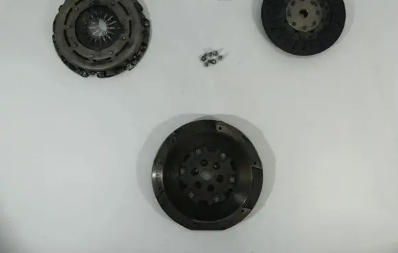 Renault Fluence Dual mass flywheel 123108293R IMPRK769435