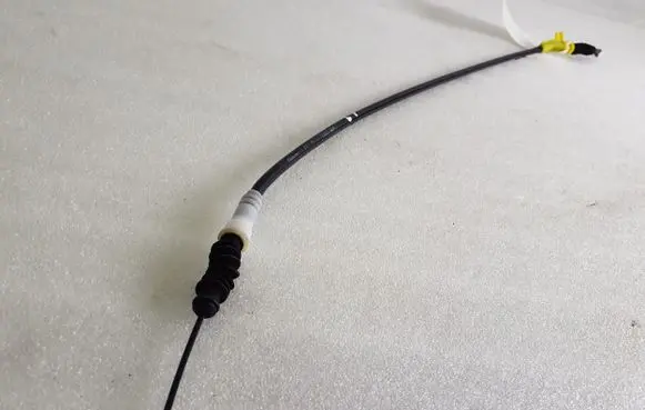 Front door cable line