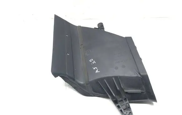 Audi A5 8T 8F Air intake duct part 8K0129618A 8K0129618