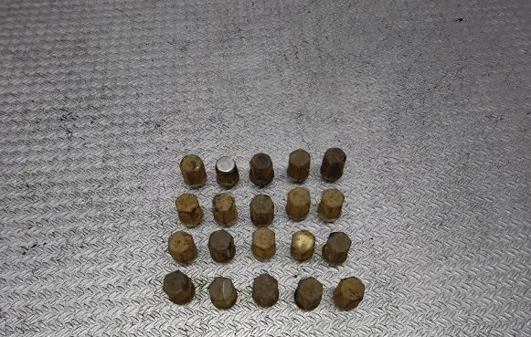KIA Ceed Nuts/bolts 