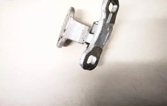 Volvo V50 Rear door lower hinge 30715359