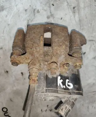Audi A6 S6 C6 4F Rear brake caliper