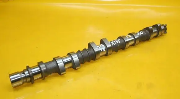 Jaguar XJ X350 Camshaft NNE2502-AB