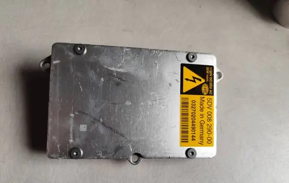 Audi A8 S8 D3 4E Headlight ballast module Xenon 5DV00829000 03270204490144