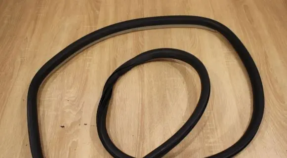 Renault Laguna III Rubber seal loading door 