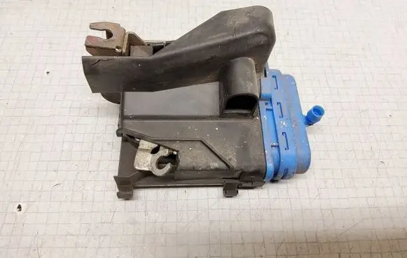 Audi A4 S4 B5 8D Rear door lock 4A0839015H