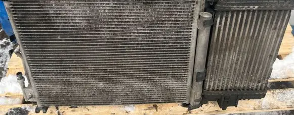 Opel Meriva B Radiator set 13330998 560961140