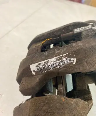 Mercedes-Benz ML W164 Rear brake caliper 66052401