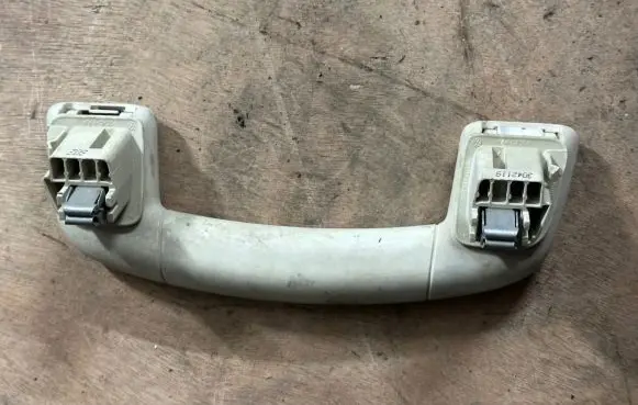 Volkswagen PASSAT B8 Front interior roof grab handle 3G0857607B