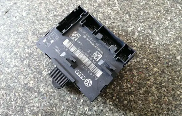 Audi A4 S4 B8 8K Door control unit/module 8K0959792B 8K0959792