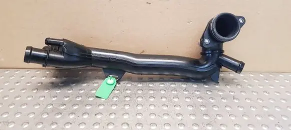 Mercedes-Benz C W205 Engine coolant pipe/hose A2642008600
