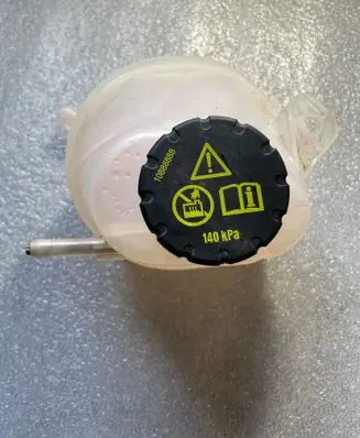 MG ZS Coolant expansion tank/reservoir 10888888 11193456 544955268