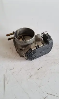 Audi A4 S4 B6 8E 8H Throttle body valve 078133062B