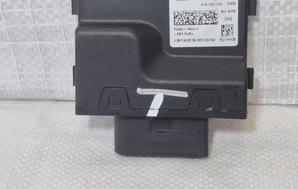 Audi Q5 SQ5 Fuel injection pump control unit/module 80A906093 18E0L39532