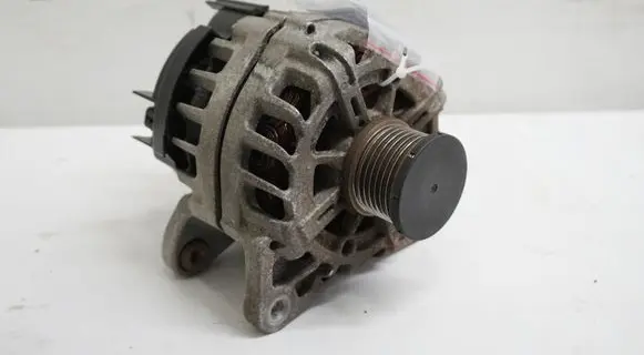 Renault Megane IV Generator/alternator