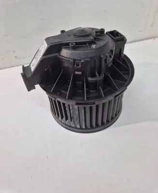 Ford Fiesta Heater fan/blower 3137231000 0130115551 VP8E2H18456AB