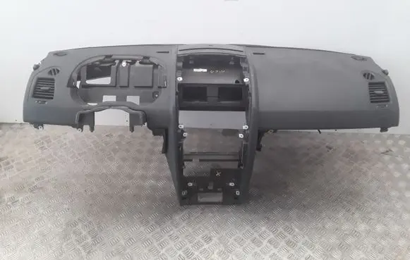 Renault Megane II Dashboard 8200288181 8200288180 8200288179