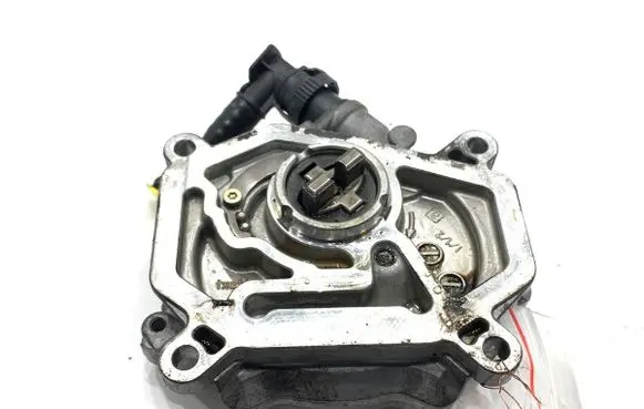 Mercedes-Benz A W176 Vacuum pump A2702300365