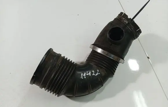 Opel Insignia A Air intake hose/pipe