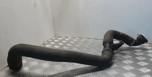 Land Rover Range Rover L405 Engine coolant pipe/hose CPLA8286DA