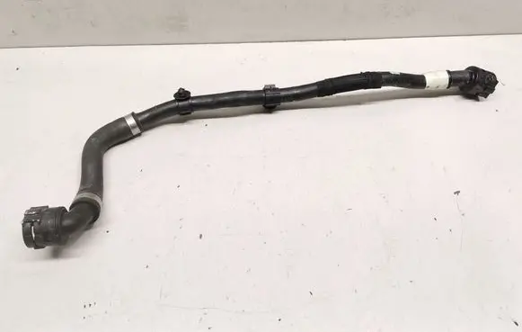 BMW iX Engine coolant pipe/hose 8475135