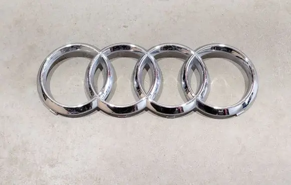 Audi A3 S3 8V Manufacturer badge logo/emblem 582710080