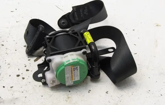 Suzuki Vitara (LY) Rear seatbelt 5020K6C19J