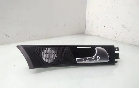 Audi A6 S6 C5 4B Front door interior handle 4B837020
