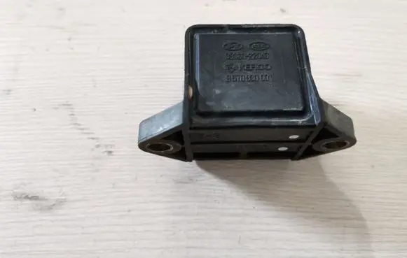 Hyundai Getz ESP acceleration yaw rate sensor 3936022040 9570930001